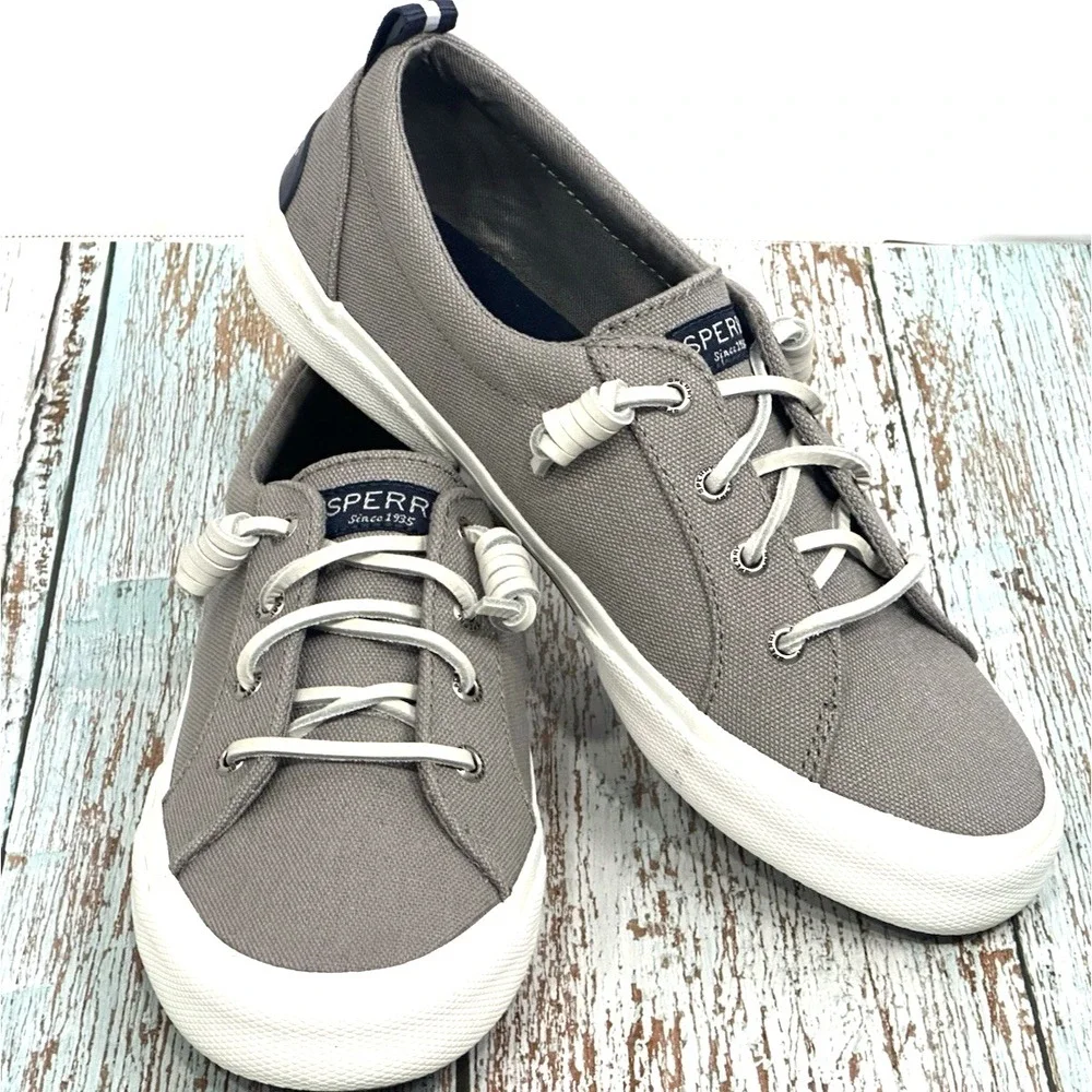 Sperry Femmes Gray Slip On Sneakers Women's Size (7) STS84727